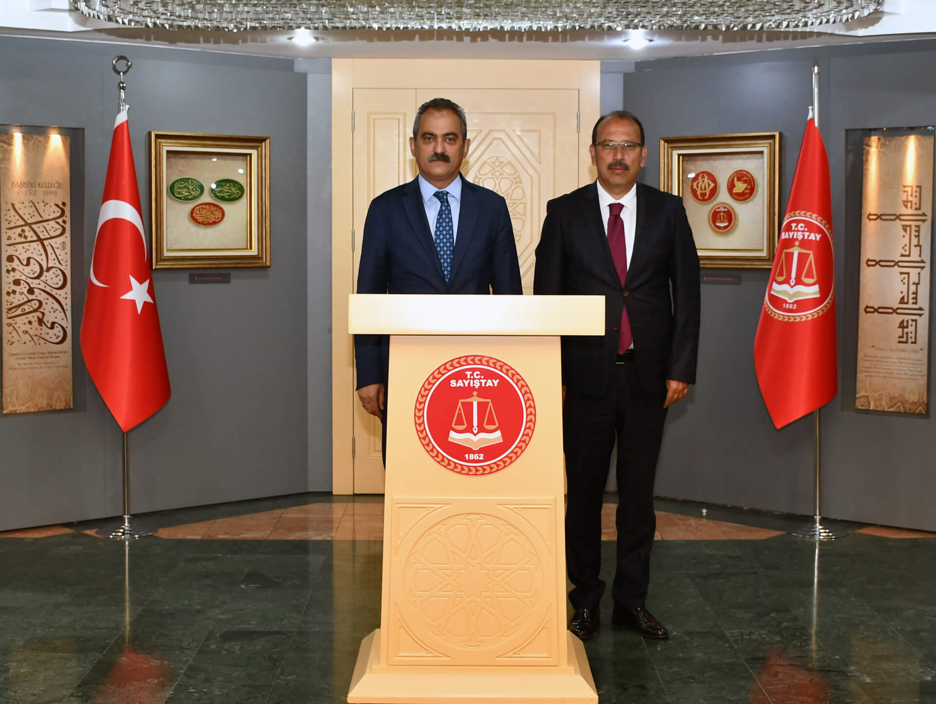Sayıştay Başkanı Metin YENER’i, Milli Eğitim Bakanı Prof. Dr. Mahmut ÖZER Ziyaret Etti